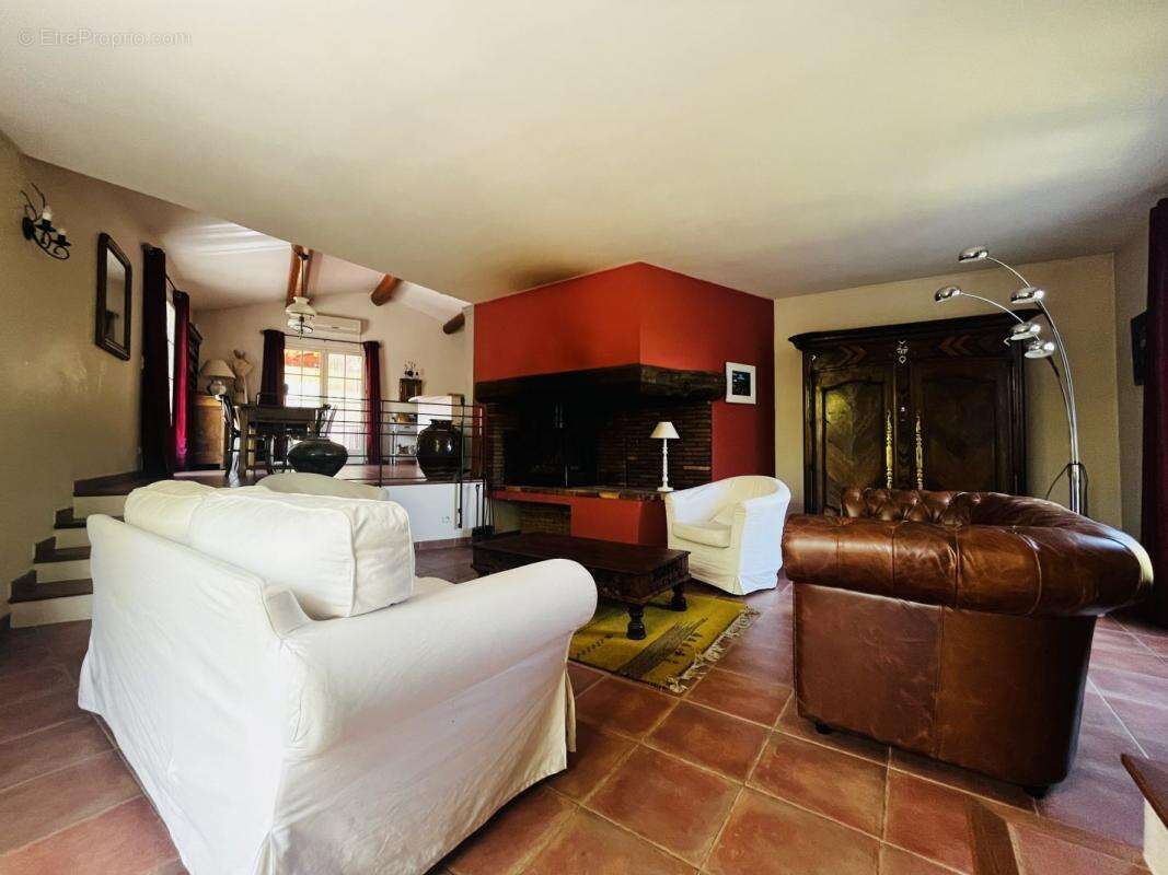 Maison à GOUDARGUES