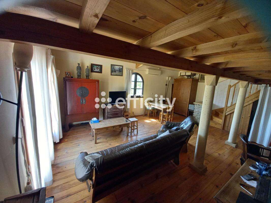 Maison 108 m² à Colombier-En-Brionnais  - photo 10