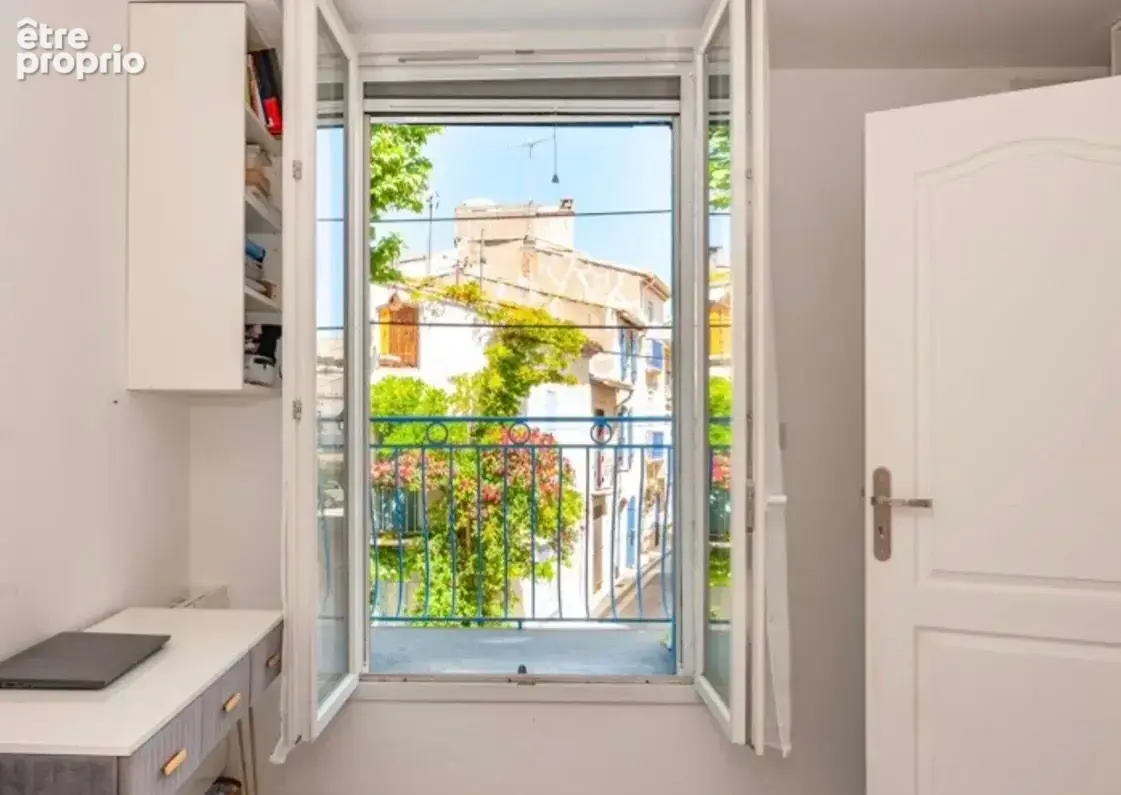 Vente maison de village à Marseillan avec vue dégagée sur une place - photo 3