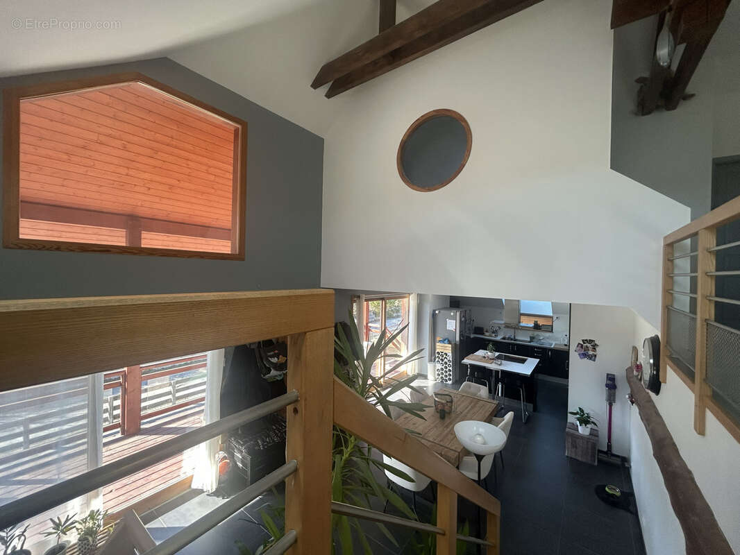 Maison à ALLONZIER-LA-CAILLE