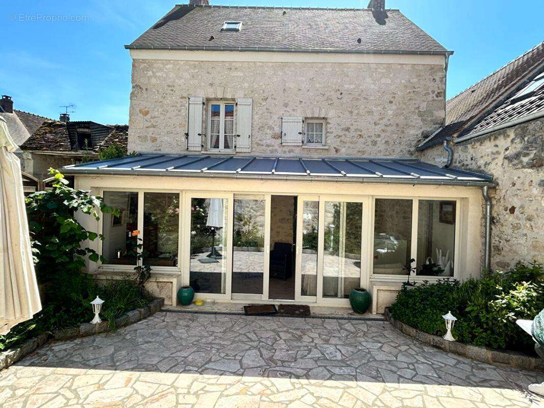 Charmante maison en pierres completement renovee ! - photo 3