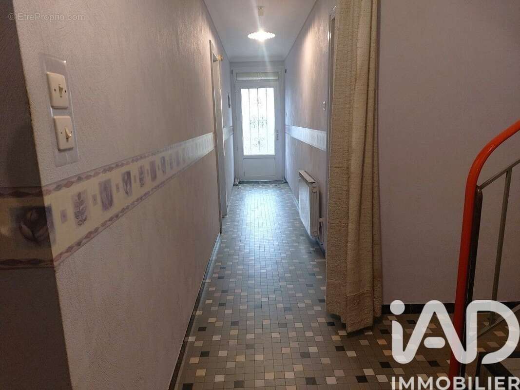 Maison 127 m² à Serrouville  - photo 4