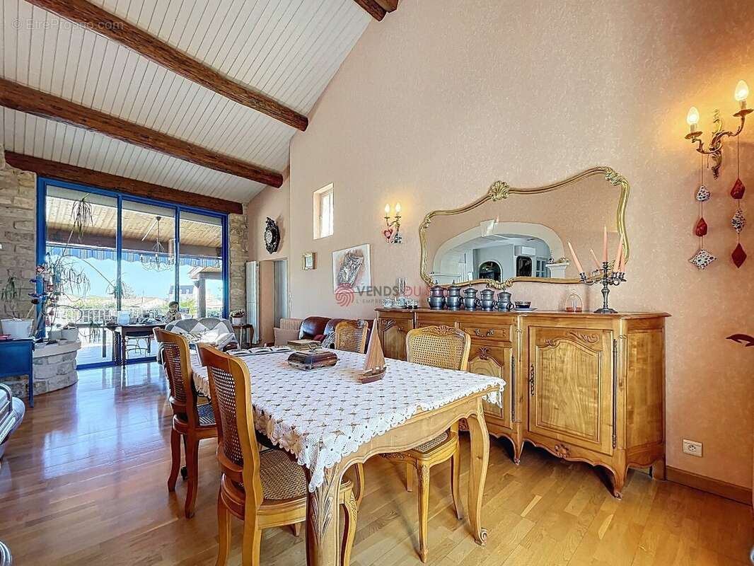 Maison à CAPESTANG
