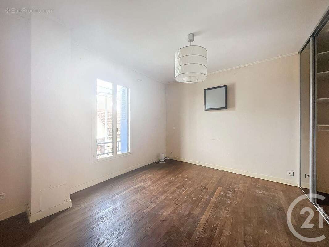 Maison à PONT-SUR-YONNE