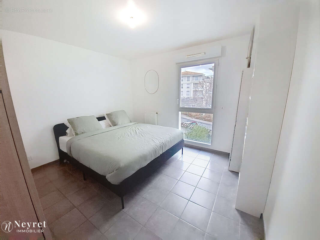 Rare, T2 de 41,69 m2 dans une résidence standing avec garage et place de parking en sous sol sécurisée - photo 5