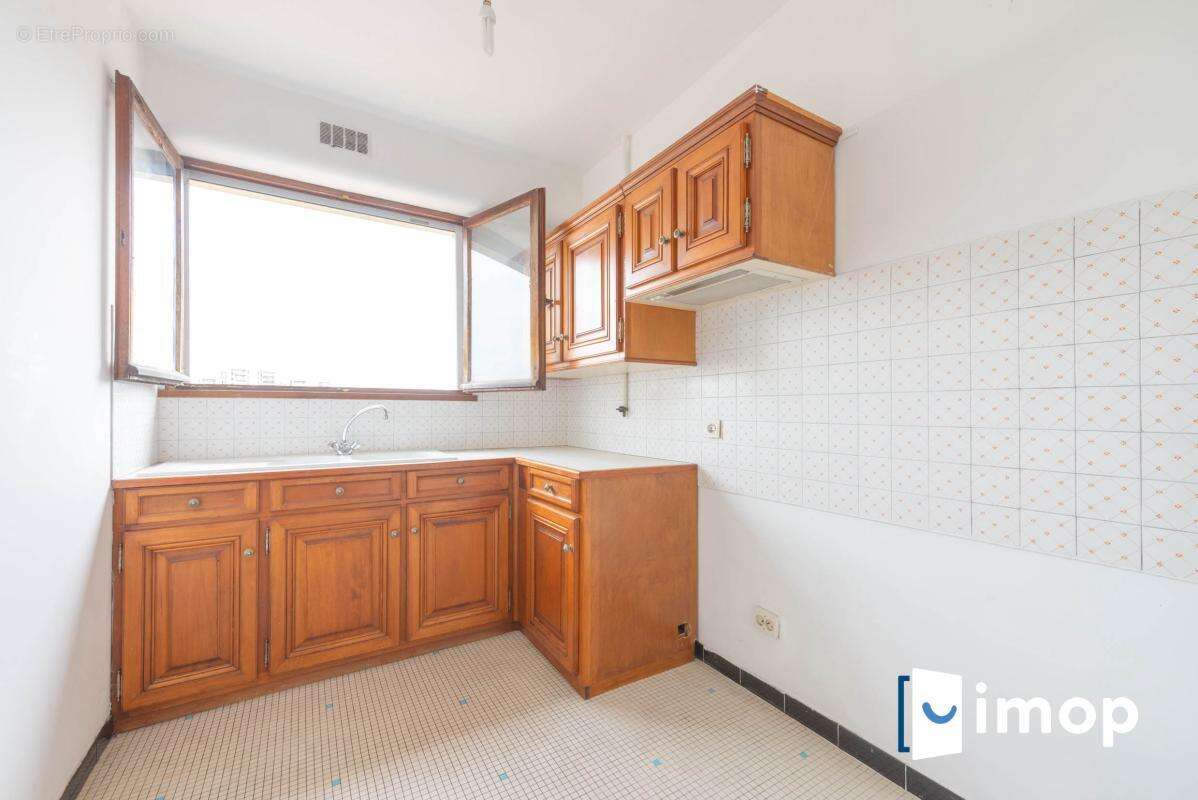 Appartement à RUEIL-MALMAISON