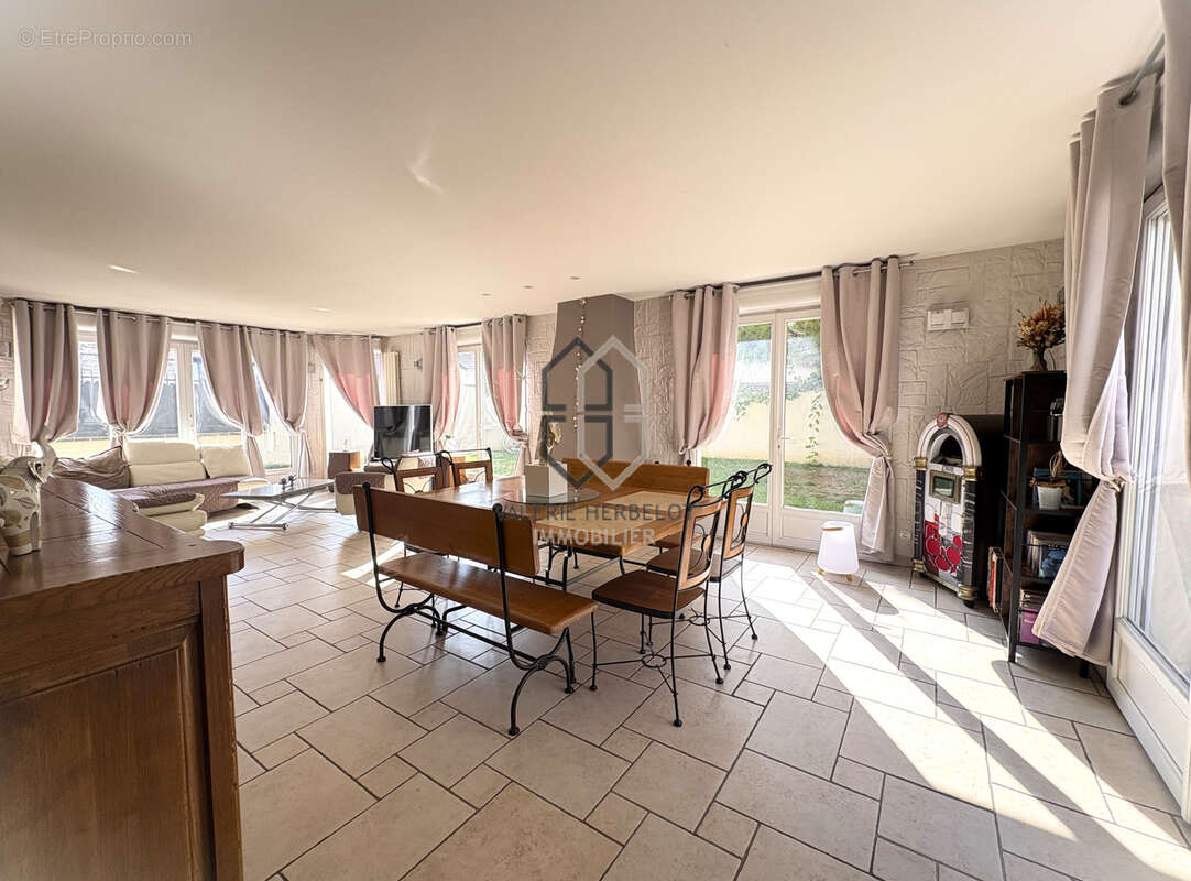 Jolie maison récente de 160 m2 Adamville - photo 2