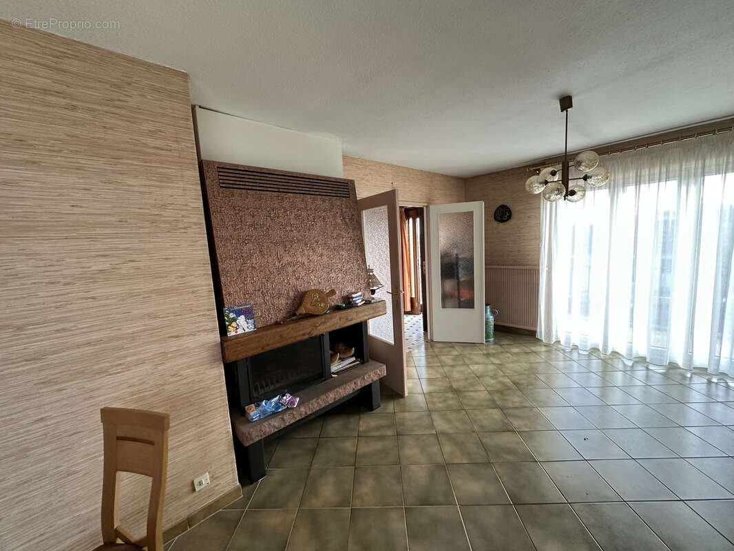 Maison à SILLY-SUR-NIED