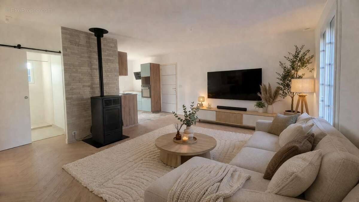 Maison à CHATEAUNEUF-SUR-SARTHE