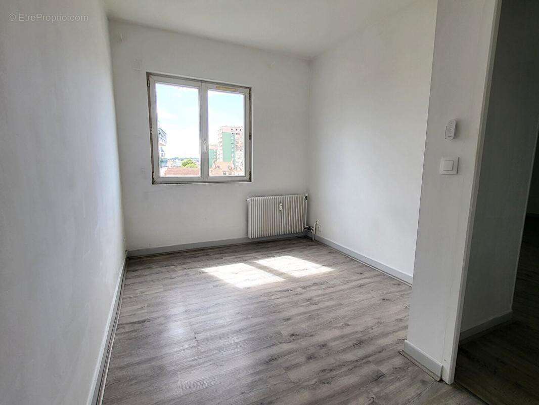 Appartement à VILLEJUIF