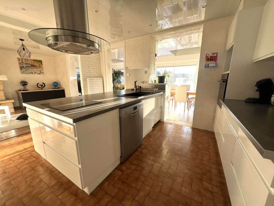 Maison à SAINT-MASMES