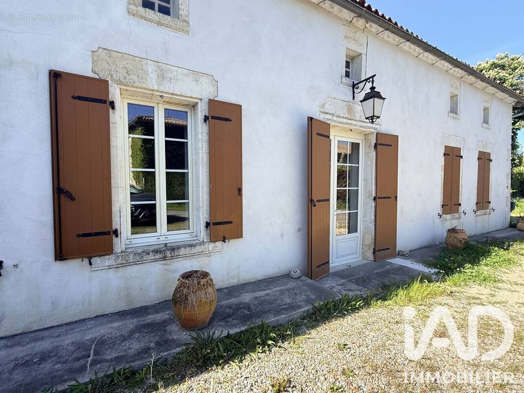 Photo 1 - Maison à LAMERAC