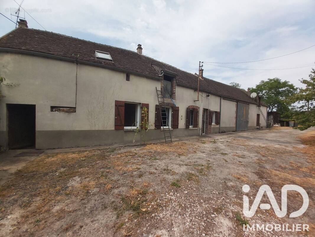 Photo 1 - Maison à BRANSLES