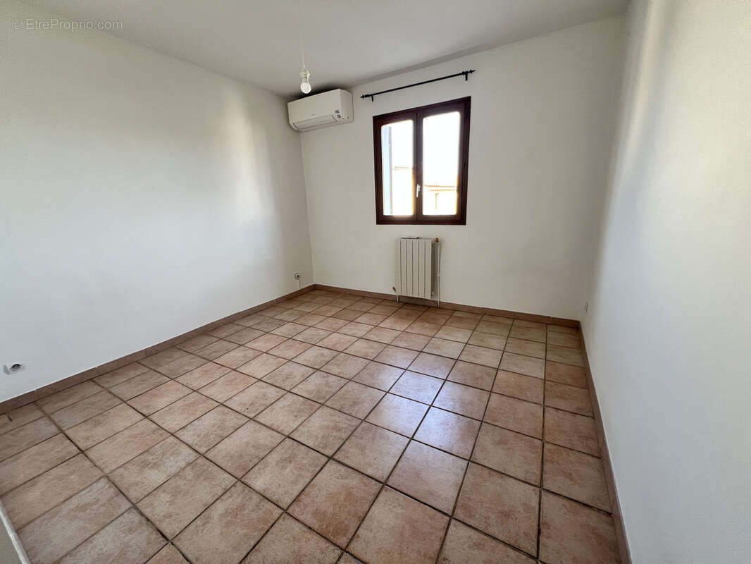 Maison à SIX-FOURS-LES-PLAGES