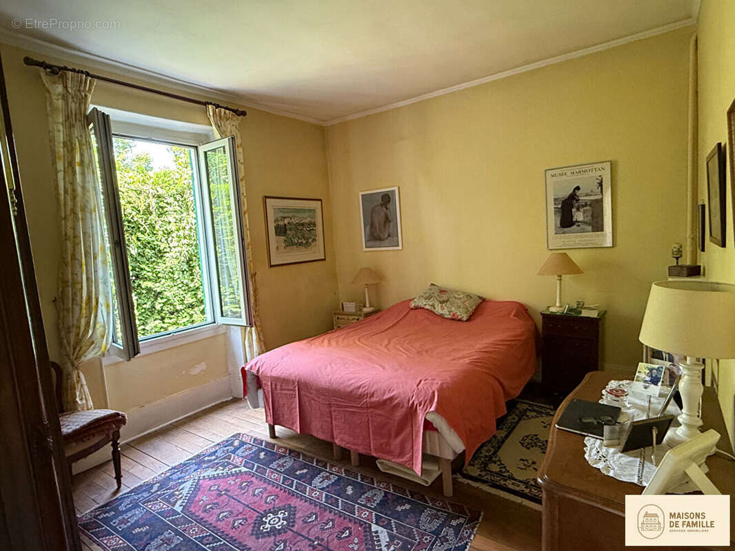 Maison à BOUGIVAL