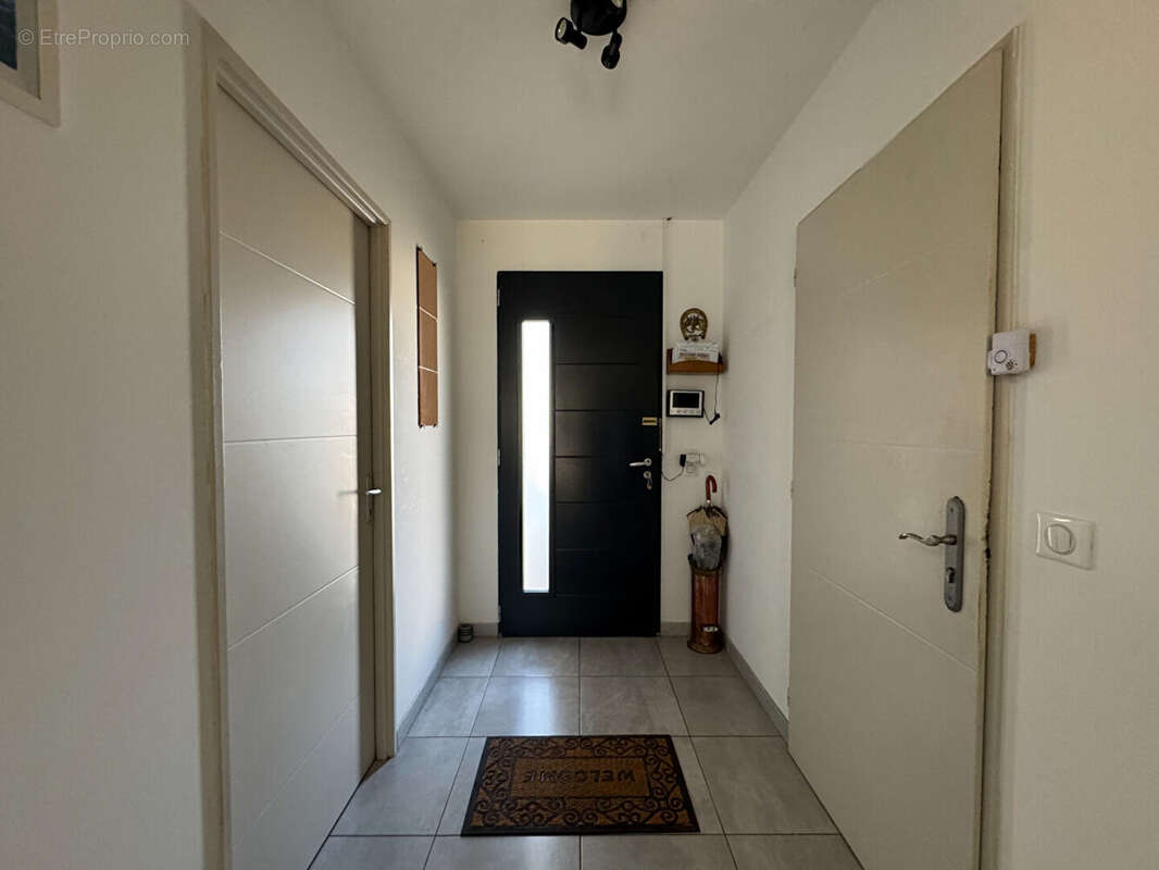Maison à SURGERES