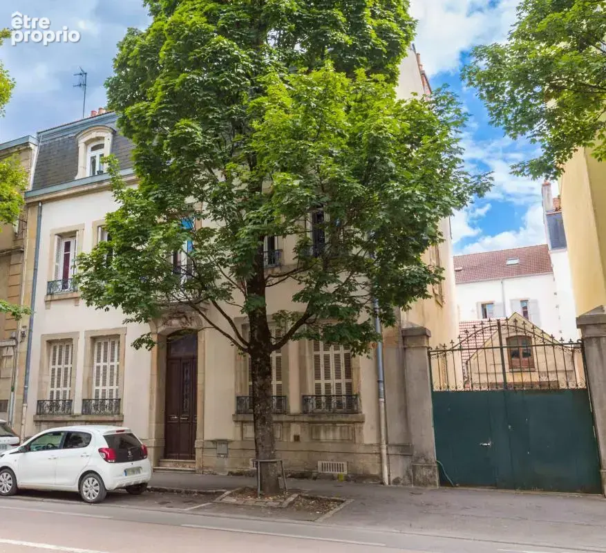 Bel appartement Ancien DIJON Centre Ville - Cave - Garage - photo 2