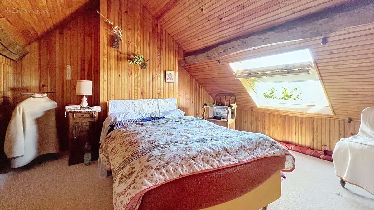 Maison 289 m² à Vineuil  - photo 7