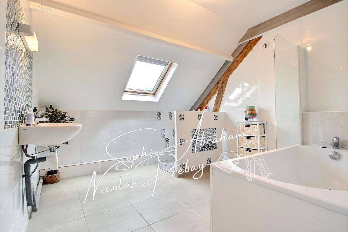 Maison à ANGERVILLE