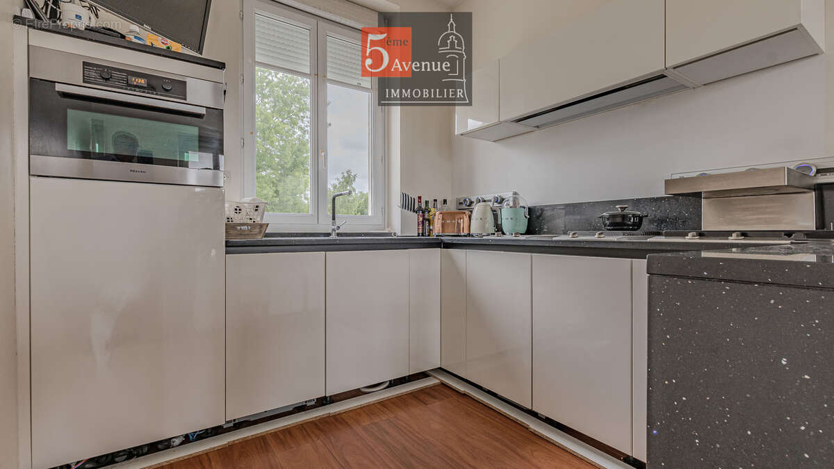Appartement à LAMORLAYE