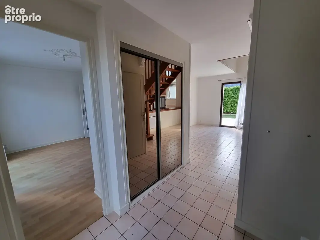 Maison à vendre à Saint-Erblon, 110m2, non mitoyen. - photo 8