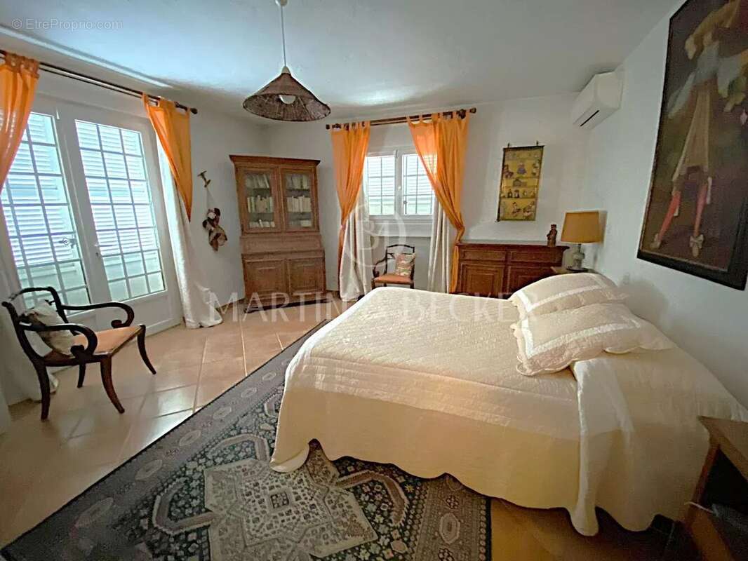 Maison à MOUGINS