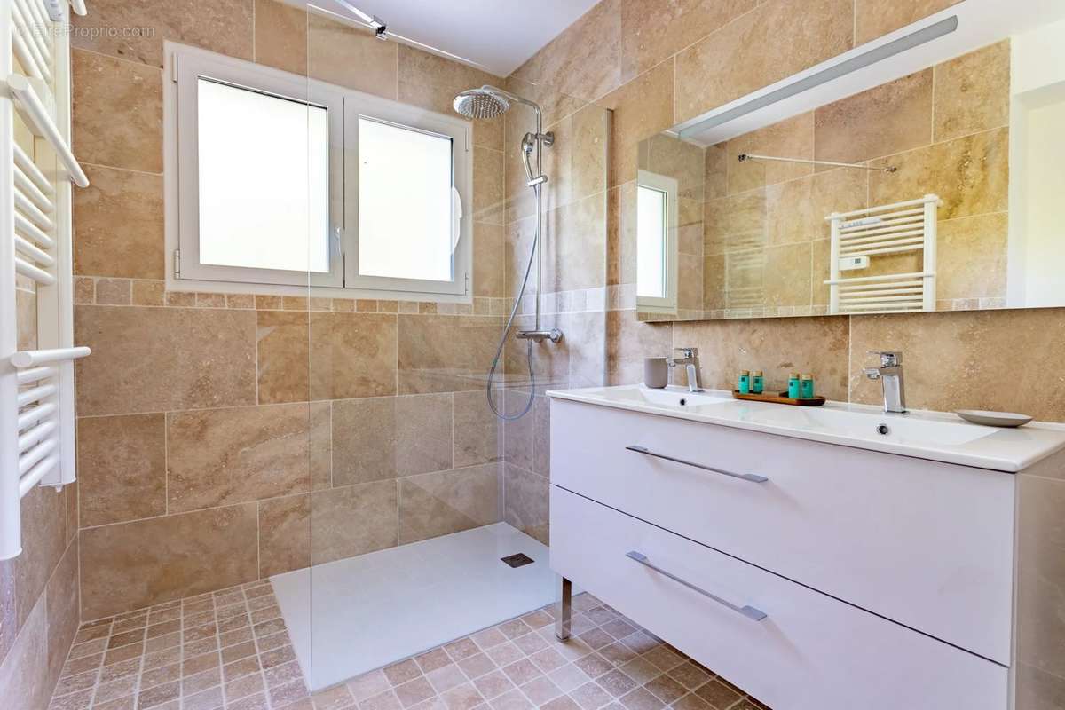 Appartement à LE BOUSCAT