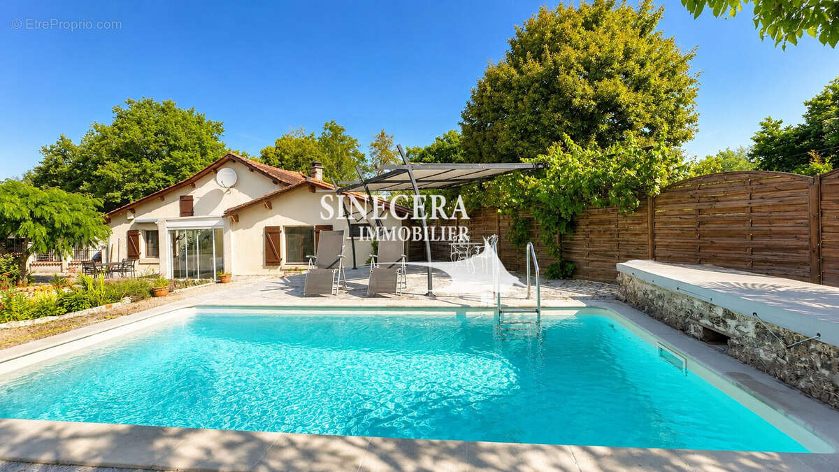 Maison à RIBERAC