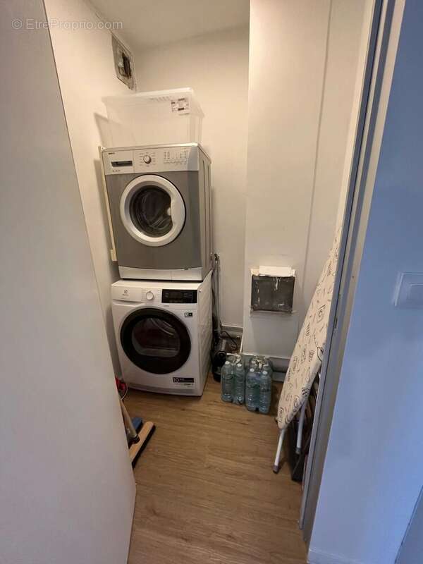 Appartement à VALLAURIS