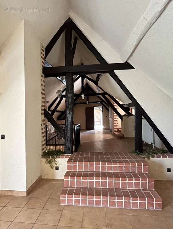 Maison à EGREVILLE