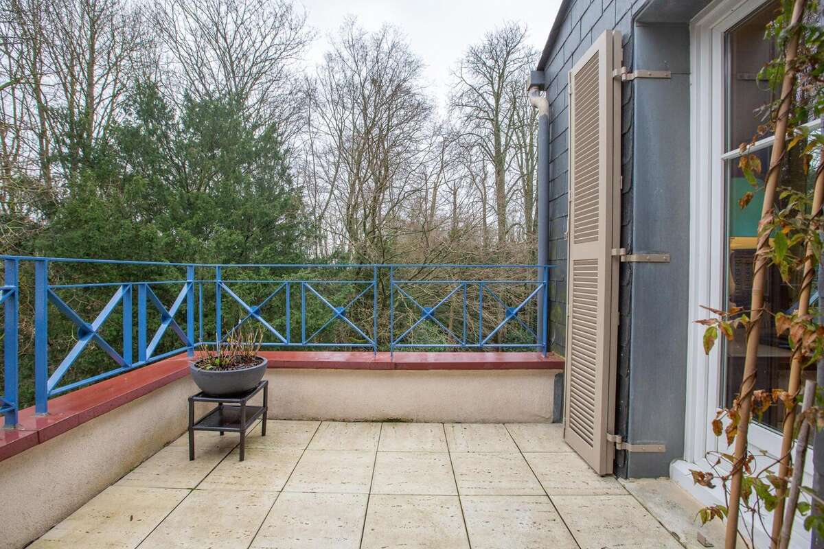 Photo 8 - Appartement à LE MESNIL-SAINT-DENIS