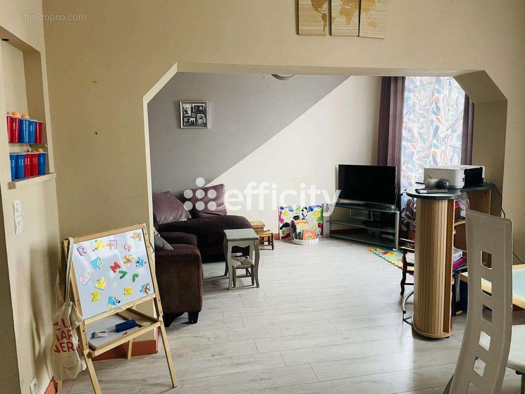 Maison à LA FERTE-BERNARD