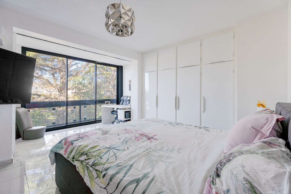 Maison à SIX-FOURS-LES-PLAGES