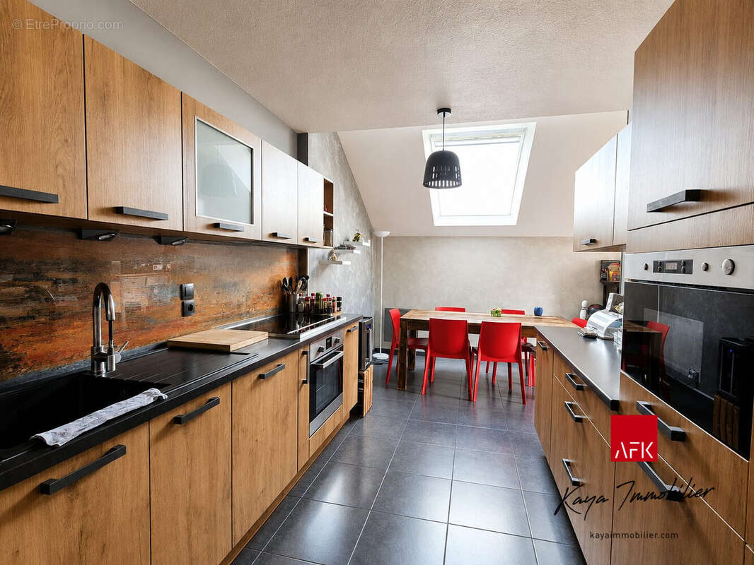 Appartement à AMBILLY