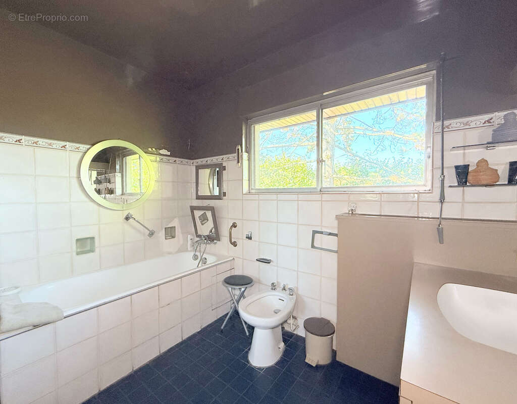 Maison à RUEIL-MALMAISON