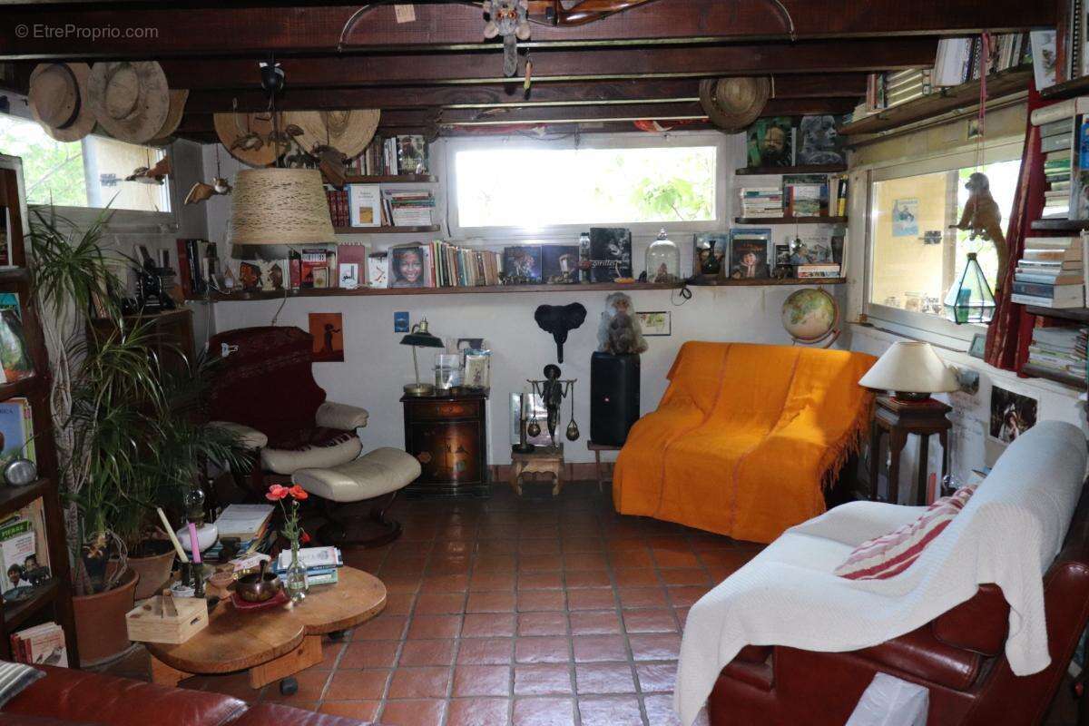 A vendre propriete de 8 hectares  au coeur du  minervois (34) - photo 3