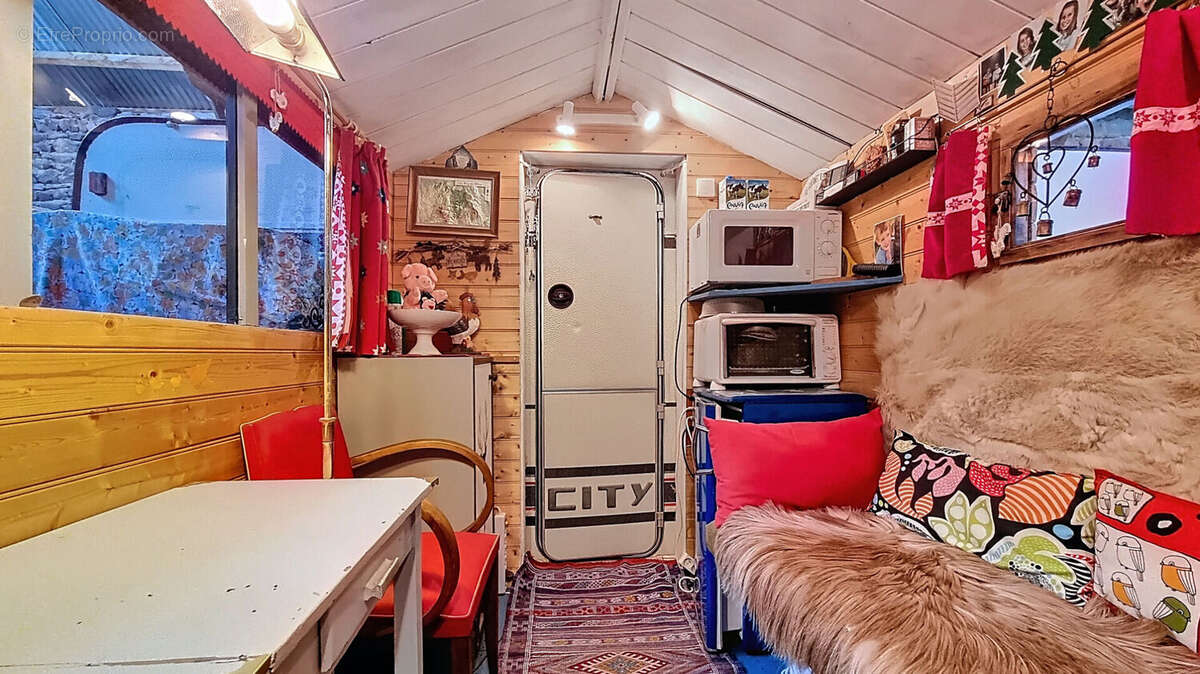 Autre à SAINT-FLORET