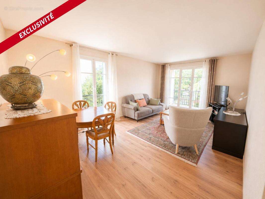Appartement à MAGNY-LE-HONGRE