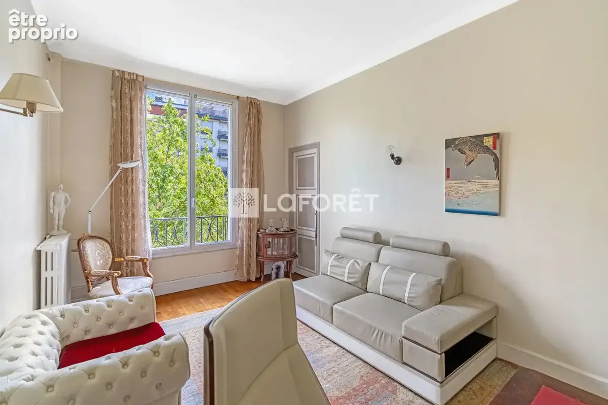 Luminosite - beaux volumes - copropriete art deco - photo 4