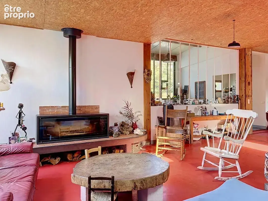 Propriété atypique – Loft de caractère et potentiel locatif - photo 4
