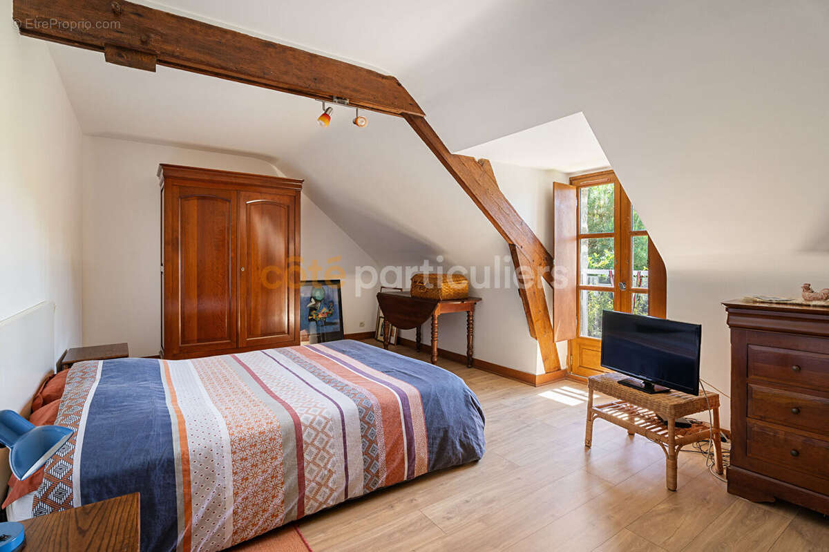 Propriété Saint Coulomb, bord de mer, 7 pièces 236 m2. Jardin paysager - photo 12