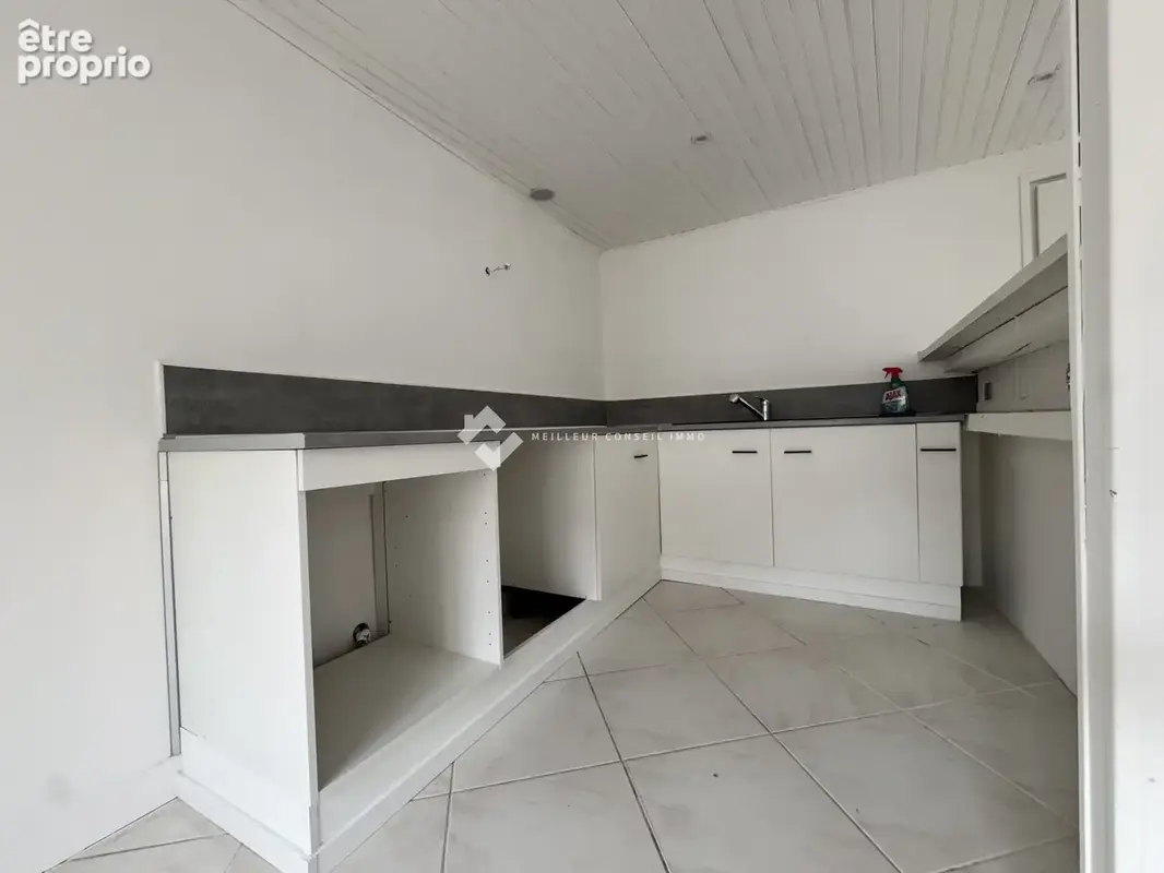 Appartement 4 pièces 82 m² à vendre à La Chapelle-En-Serval (60520) - photo 3