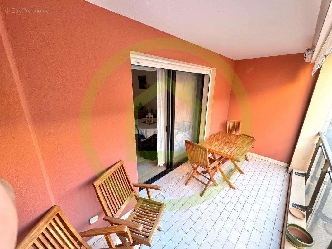 Appartement à SANARY-SUR-MER