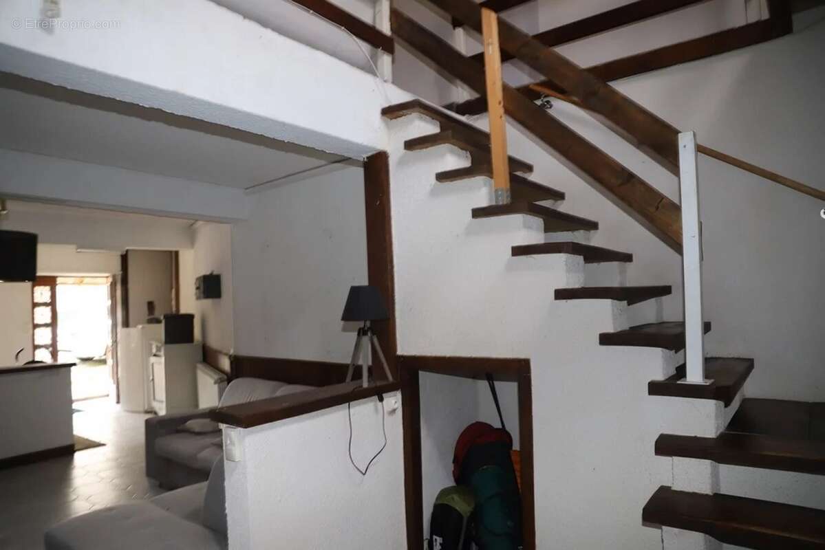 Appartement à VARILHES