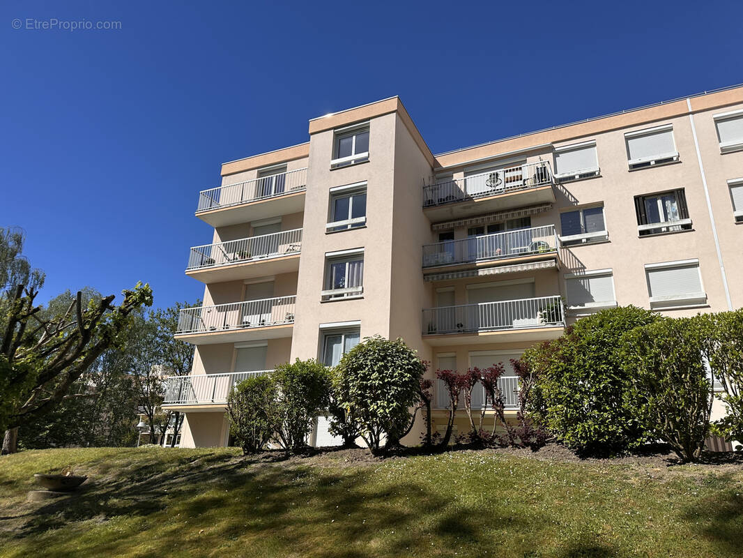 Appartement à VAIRES-SUR-MARNE