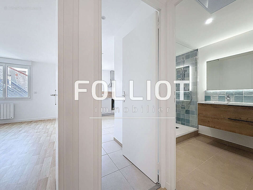 A vendre au coeur de CARTERET Appartement 3 pièces avec combles aménageables - photo 14
