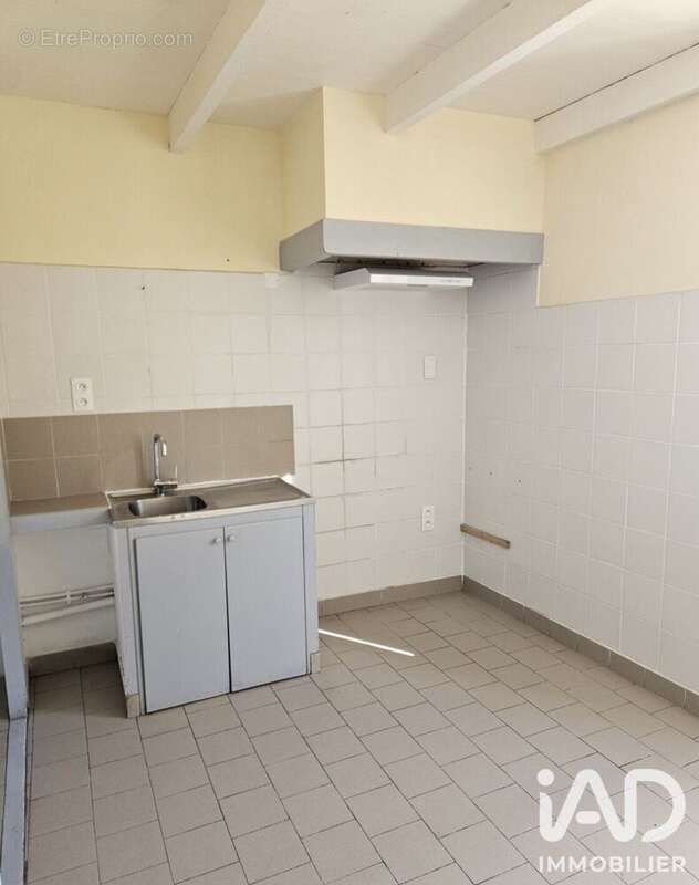 Appartement 245 m² à Ales  - photo 7