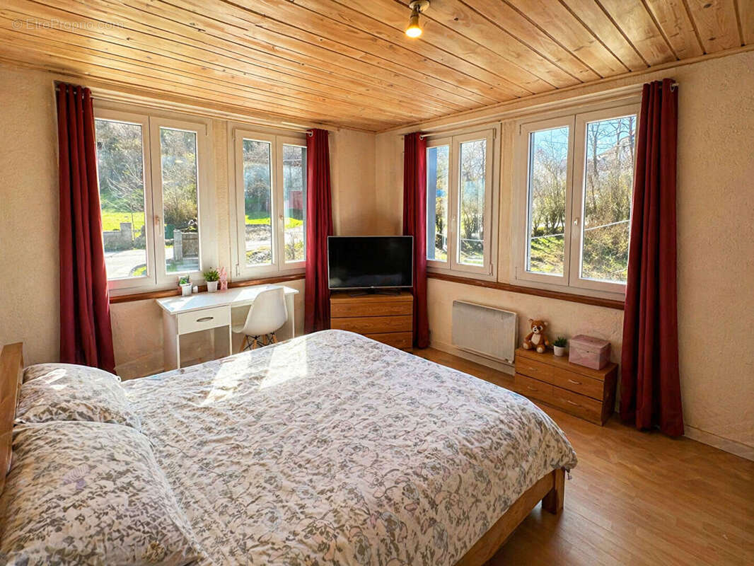 Appartement à VILLERS-LE-LAC