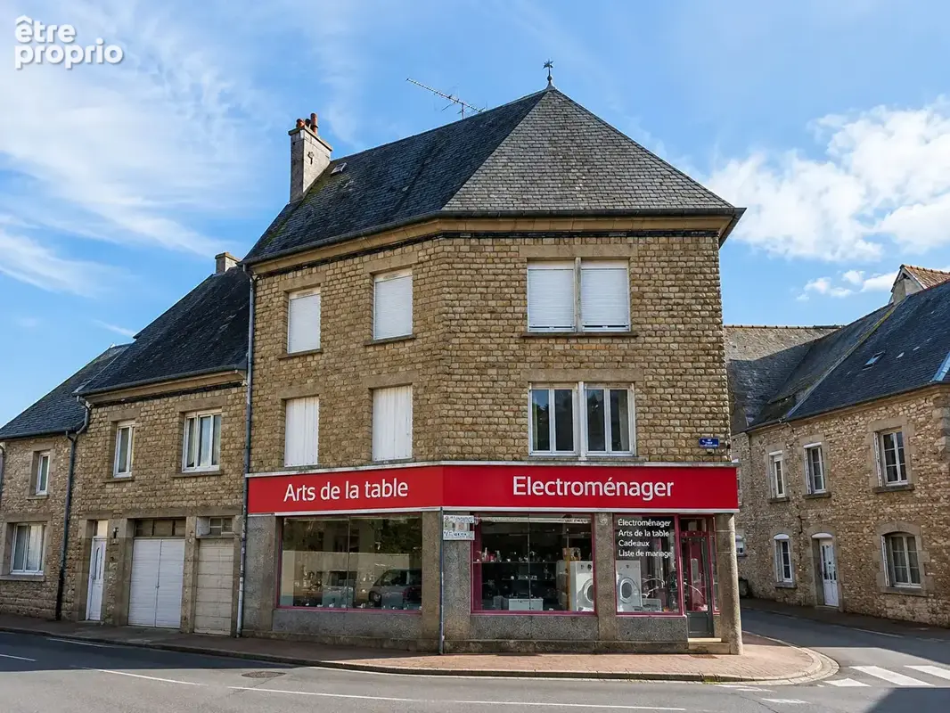 Commerce à SAINT-HILAIRE-DU-HARCOUET