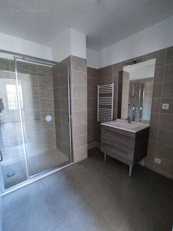 Appartement à LAMORLAYE